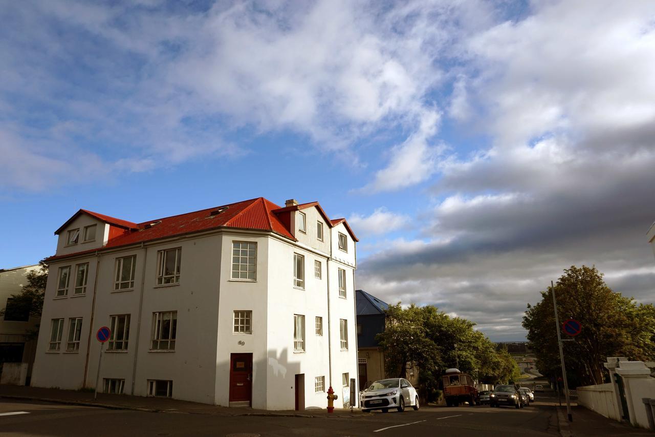 Glad'S Guesthouse Reykjavik Exterior photo